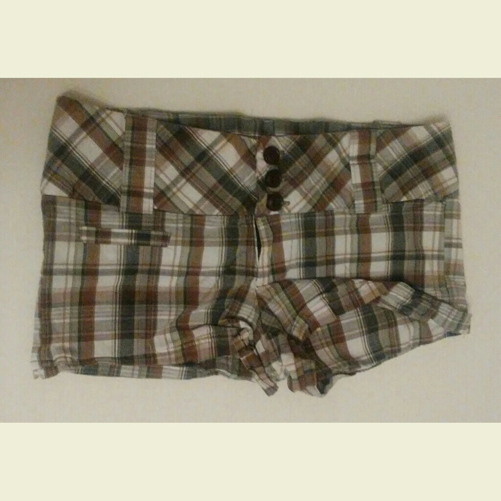 Twentyone Checkered Short Shorts